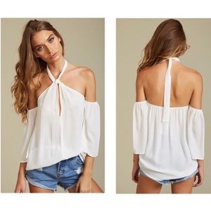 Lioness - Halter Cold shoulder bohemian White top Size:M